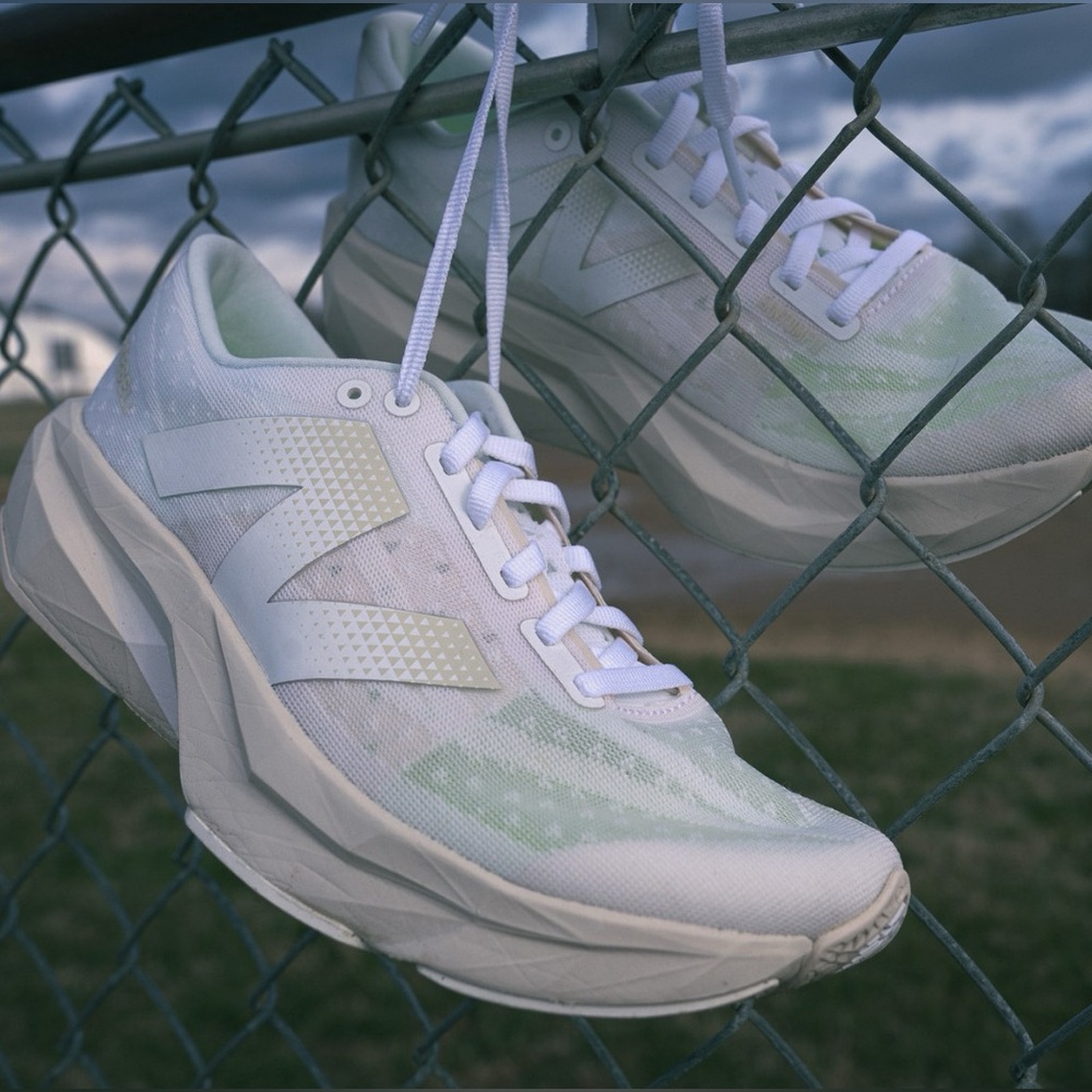 New Balance Rebel v4